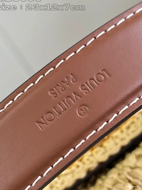 First bag ru LOUIS VUITTON West-23.5*12*7CM Twist 0809